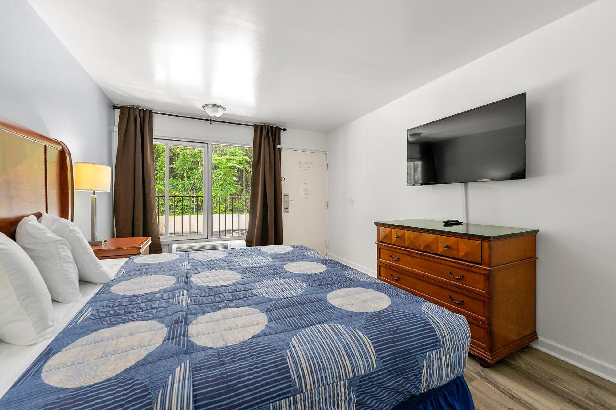 Budgetel Inn And Suites Lodge West Экстерьер фото